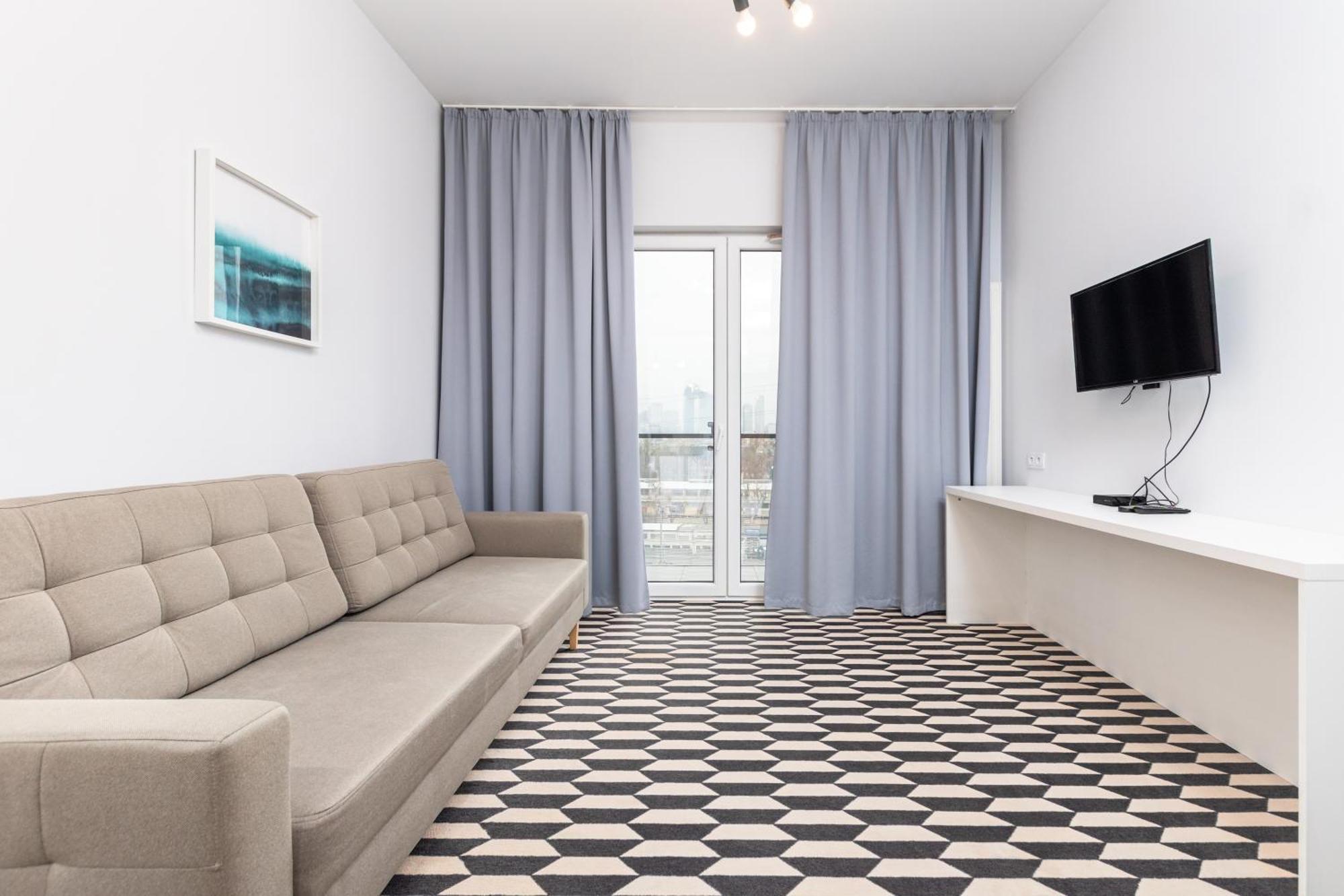 Prymasa Tysiaclecia 83A C - D By Homeprime Varsovia Exterior foto