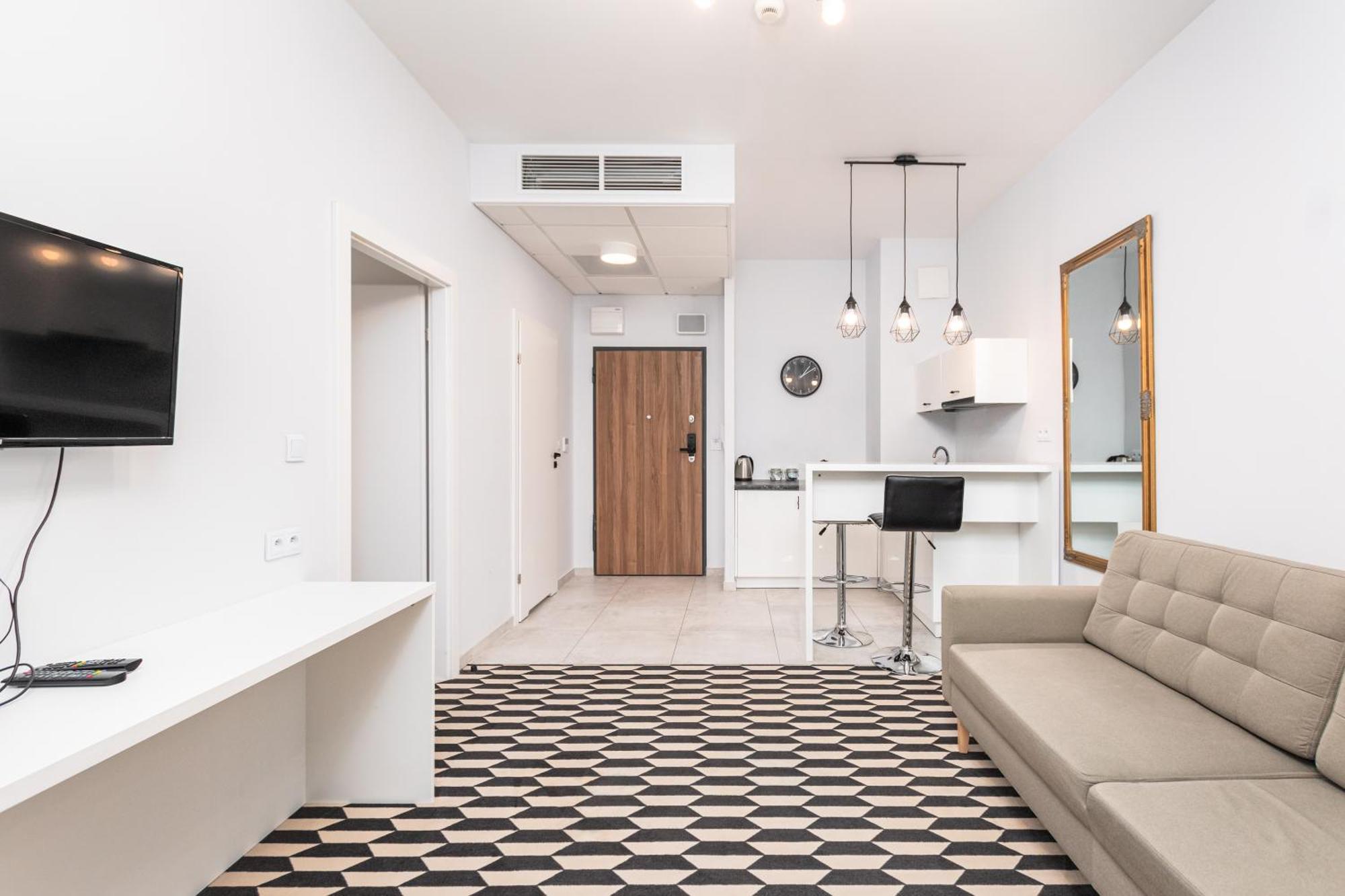 Prymasa Tysiaclecia 83A C - D By Homeprime Varsovia Exterior foto
